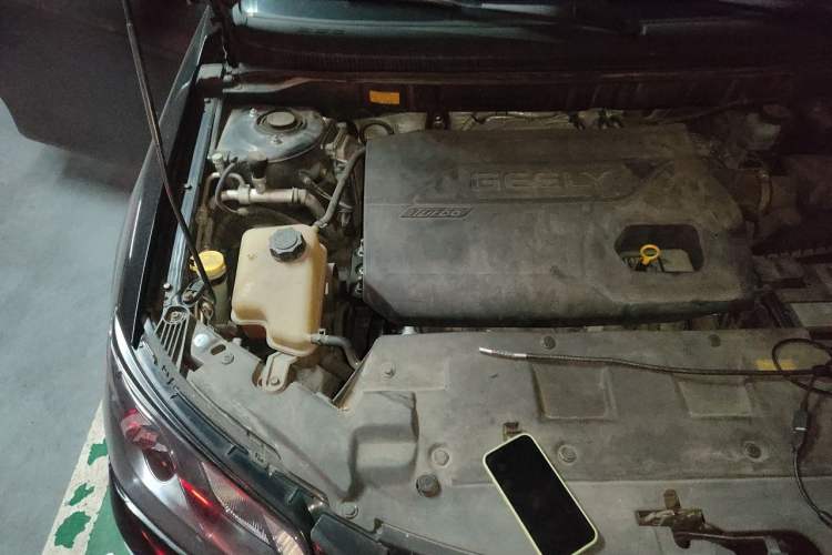 Used Geely Auto Emgrand 2015 Sedan 1.3T CVT Upward Edition Engine Bay Right