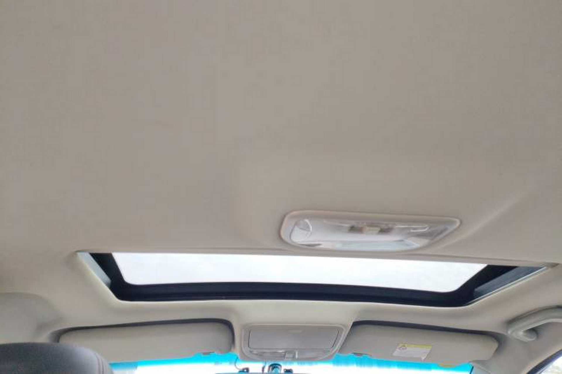 Used Geely Auto Emgrand 2015 Sedan 1.3T Manual Upward Edition Headliner