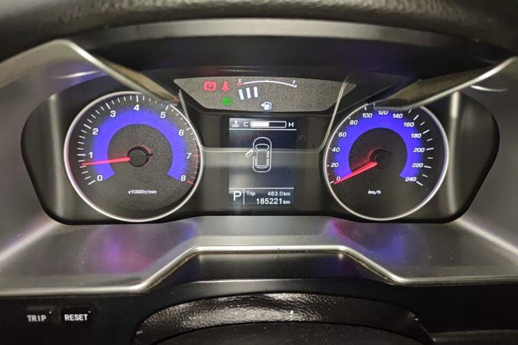 Used Geely Auto Emgrand 2015 Sedan 1.5L CVT Upward Version Instrument Cluster
