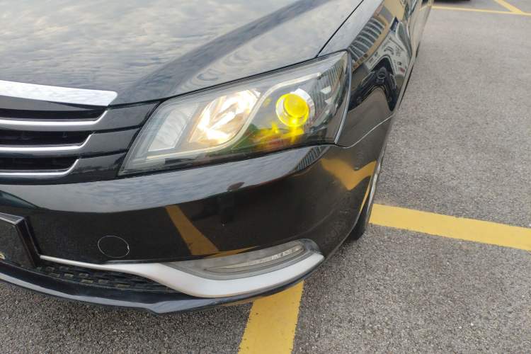 Used Geely Auto Emgrand 2015 Sedan 1.3T Manual Upward Edition Left Front Headlight