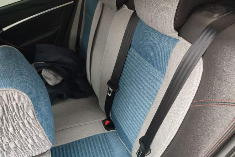 Used Geely Auto Emgrand 2015 Sedan 1.5L CVT Upward Version Left Rear Seat