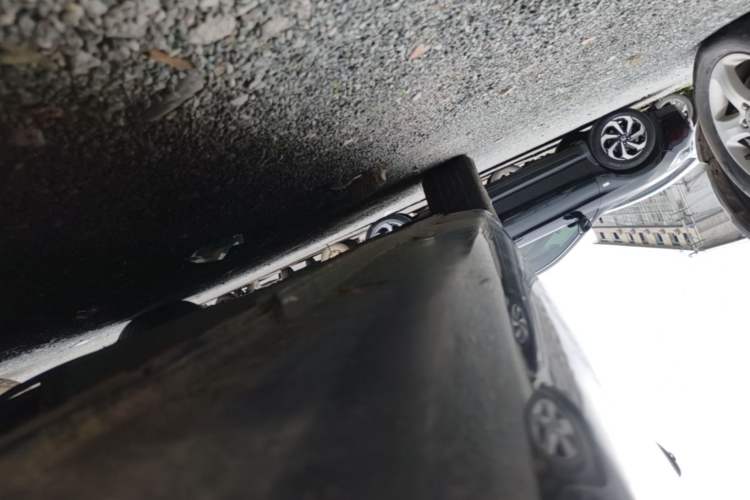 Used Geely Auto Emgrand 2015 Sedan 1.5L Manual - Top Trim Level Left Side Sill