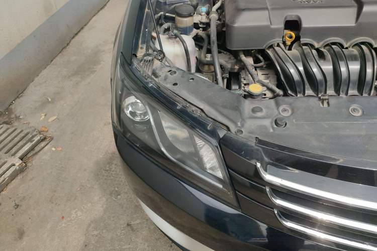 Used Geely Auto Emgrand 2015 Sedan 1.5L CVT Upward Version Right Front Headlight