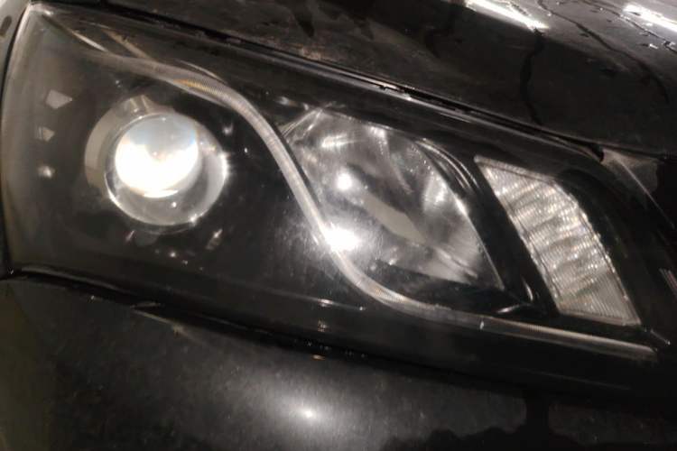 Used Geely Auto Emgrand 2015 Sedan 1.5L Manual - Top Trim Level Right Front Headlight