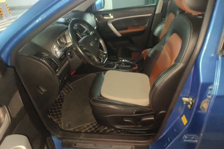 Used Geely Auto Emgrand 2015 Hatchback RS 1.3T CVT Top-Tier Version Left Front Seat