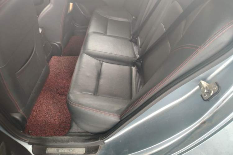 Used Geely Auto Emgrand 2015 Sedan 1.5L CVT Upward Version Left Rear Seat