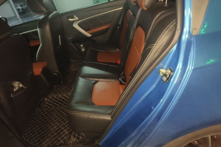 Used Geely Auto Emgrand 2015 Hatchback RS 1.3T CVT Top-Tier Version Left Rear Seat