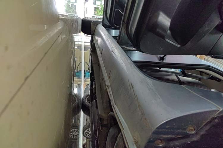 Used Geely Auto Emgrand 2015 Sedan 1.3T CVT Upward Edition Left Side Sill