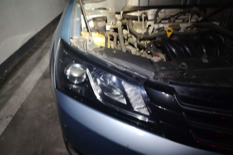 Used Geely Auto Emgrand 2015 Sedan 1.5L CVT Upward Version Right Front Headlight