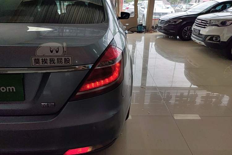 Used Geely Auto Emgrand 2015 Sedan 1.3T CVT Upward Edition Right Rear Taillight