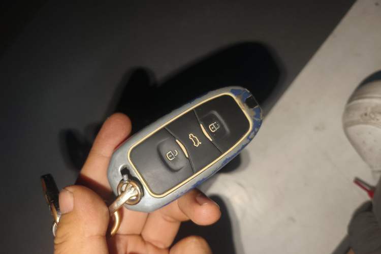 Used Geely Auto Emgrand 2015 Hatchback RS 1.3T CVT Top-Tier Version Vehicle Key