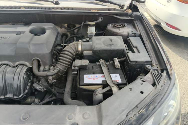 Used Geely Auto Emgrand 2015 Sedan 1.5L Manual - Top Trim Level Engine Bay Left