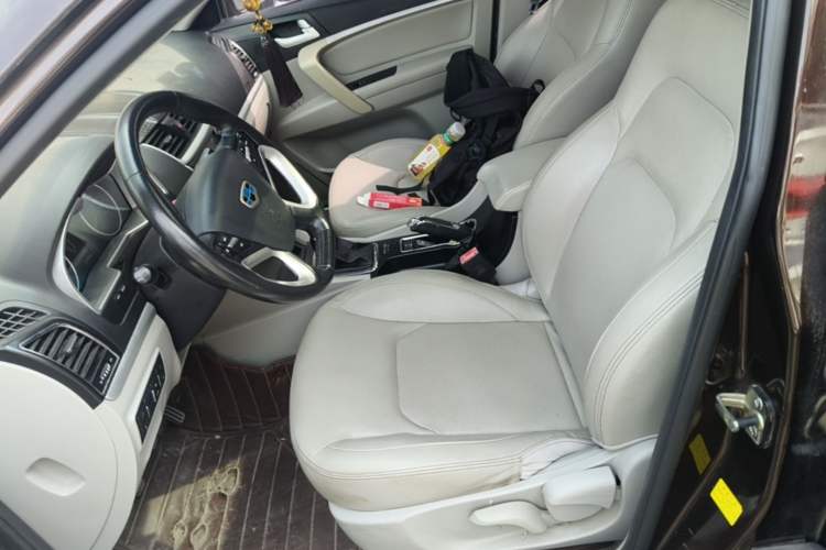 Used Geely Auto Emgrand 2015 Sedan 1.5L Manual - Top Trim Level Left Front Seat