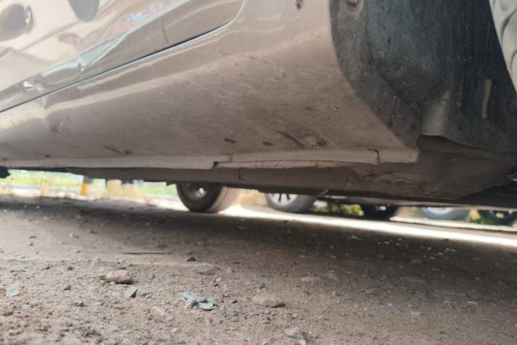 Used Geely Auto Emgrand 2015 Sedan 1.5L Manual - Top Trim Level Chassis Front Right
