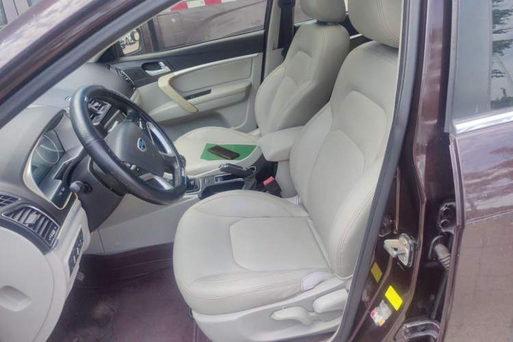 Used Geely Auto Emgrand 2015 Sedan 1.5L Manual - Top Trim Level Left Front Seat