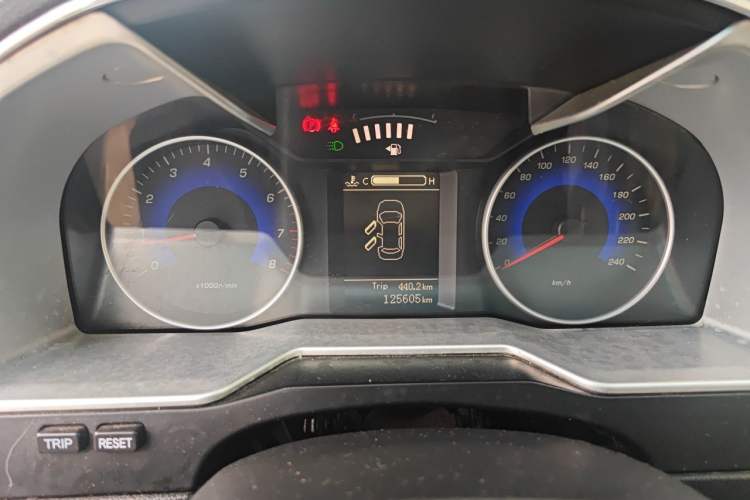 Used Geely Auto Emgrand 2015 Sedan 1.5L Manual - Top Trim Level Instrument Cluster
