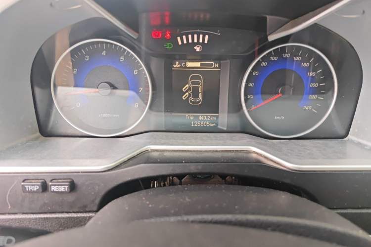 Used Geely Auto Emgrand 2015 Sedan 1.5L Manual - Top Trim Level Odometer Close Up