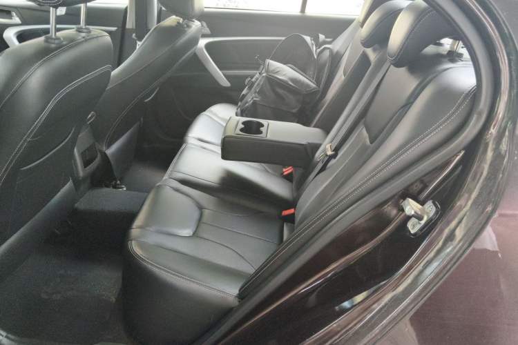 Used Geely Auto Emgrand 2015 Sedan 1.5L CVT Upward Version Left Rear Seat