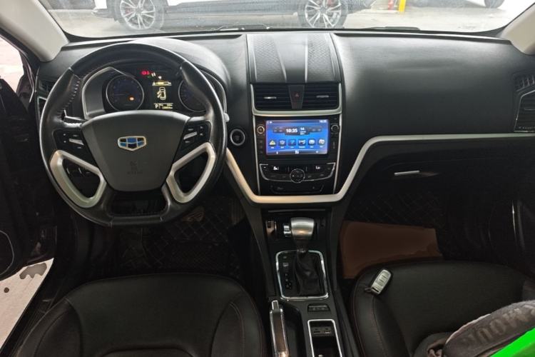 Used Geely Auto Emgrand 2015 Sedan 1.5L CVT Upward Version Center Console