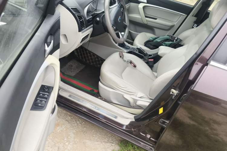 Used Geely Auto Emgrand 2015 Sedan 1.3T CVT Upward Edition Driver Seat