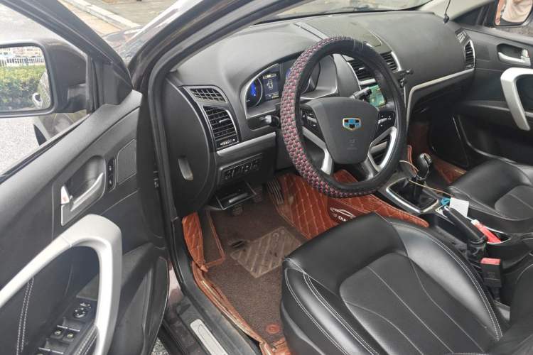 Used Geely Auto Emgrand 2015 Sedan 1.5L Manual - Top Trim Level Driver Seat