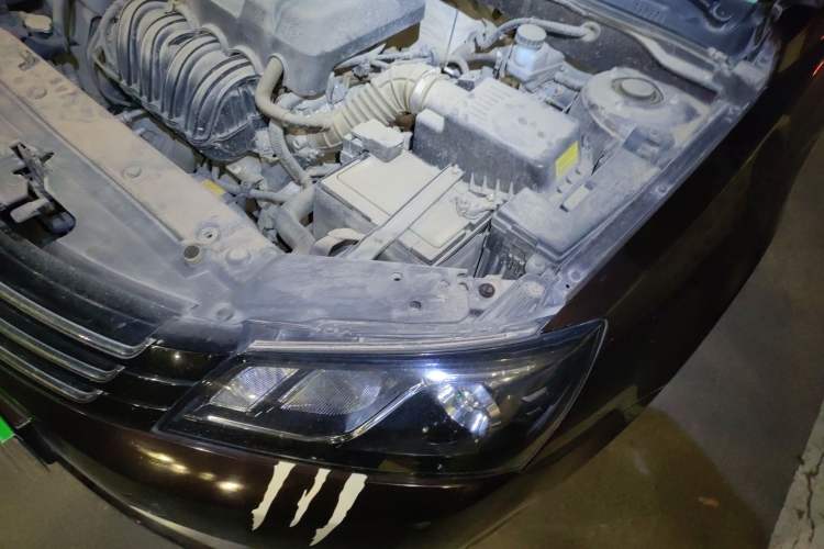 Used Geely Auto Emgrand 2015 Sedan 1.5L Manual - Top Trim Level Engine Bay Left