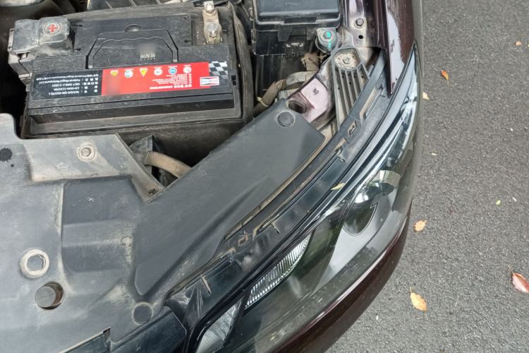 Used Geely Auto Emgrand 2015 Sedan 1.3T Manual Upward Edition Engine Bay Left