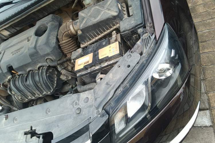 Used Geely Auto Emgrand 2015 Sedan 1.5L CVT Upward Version Engine Bay Left