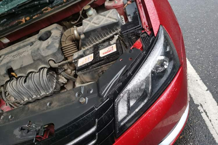 Used Geely Auto Emgrand 2015 Sedan 1.5L CVT Upward Version Engine Bay Left
