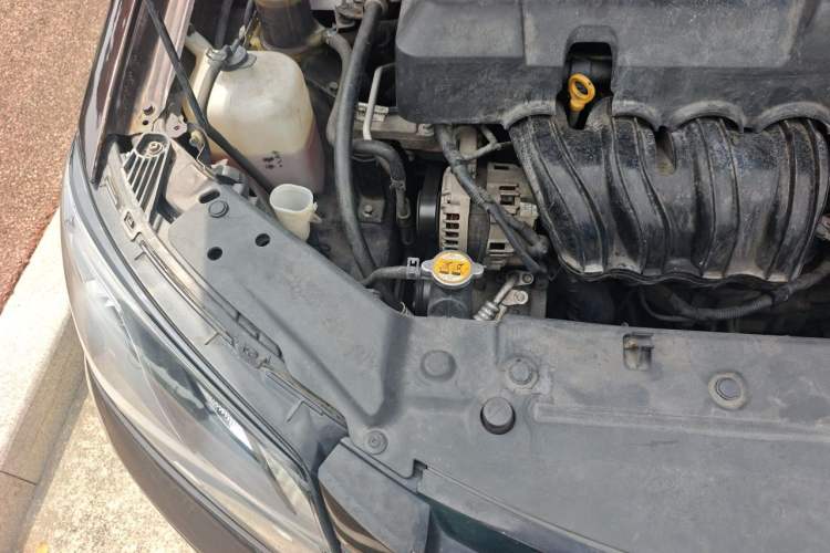 Used Geely Auto Emgrand 2015 Sedan 1.5L CVT Upward Version Engine Bay Right