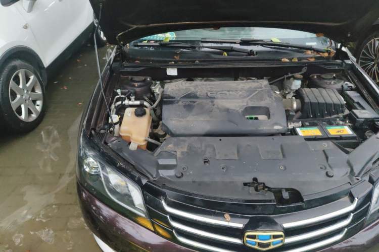 Used Geely Auto Emgrand 2015 Sedan 1.3T Manual Upward Edition Engine Bay Right