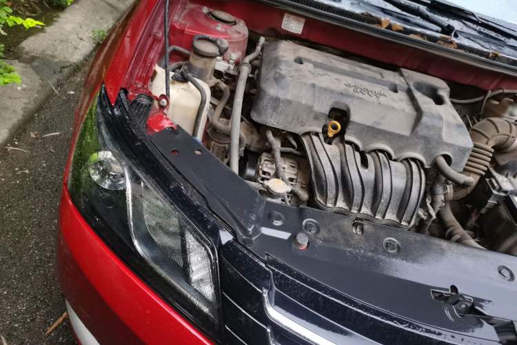 Used Geely Auto Emgrand 2015 Sedan 1.5L CVT Upward Version Engine Bay Right