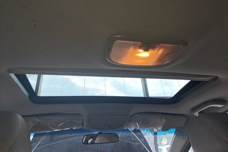 Used Geely Auto Emgrand 2015 Sedan 1.5L Manual - Top Trim Level Headliner