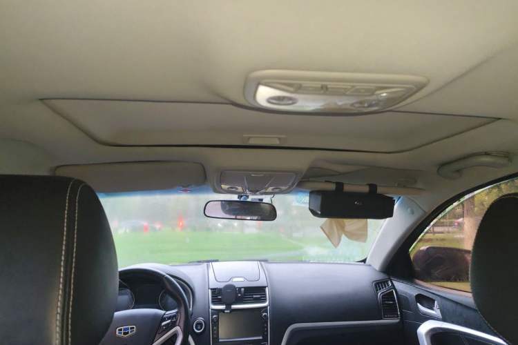 Used Geely Auto Emgrand 2015 Sedan 1.3T Manual Upward Edition Headliner