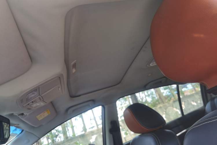 Used Geely Auto Emgrand 2015 Hatchback RS 1.5L Manual - Top Trim Level Headliner