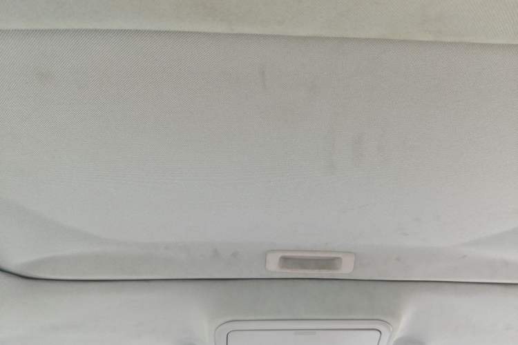 Used Geely Auto Emgrand 2015 Sedan 1.5L Manual - Top Trim Level Headliner