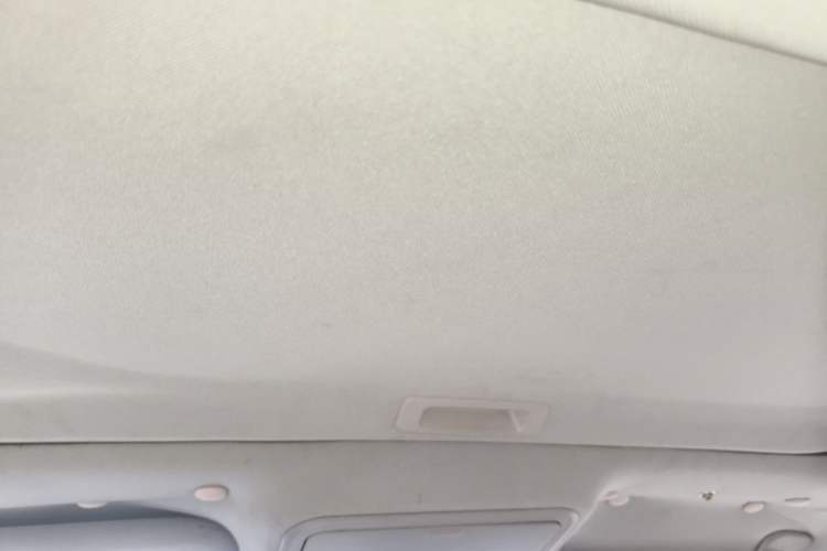 Used Geely Auto Emgrand 2015 Sedan 1.5L CVT Upward Version Headliner