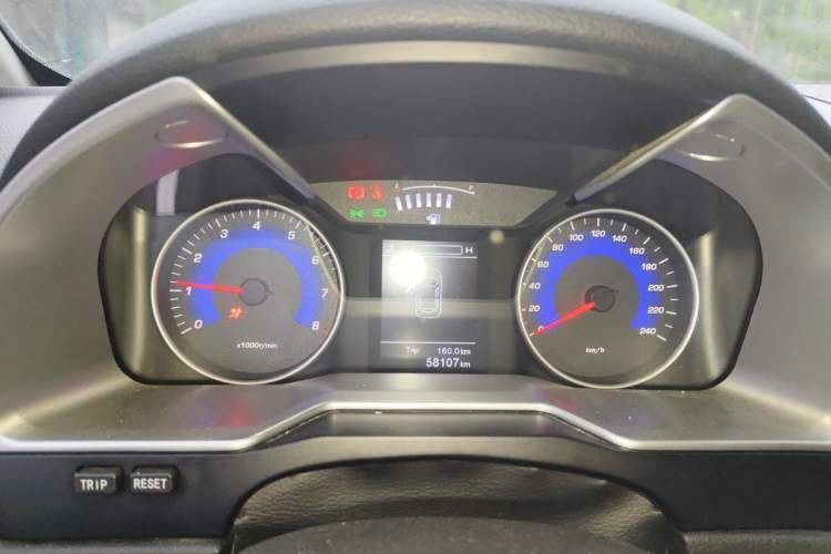 Used Geely Auto Emgrand 2015 Sedan 1.3T Manual Upward Edition Instrument Cluster