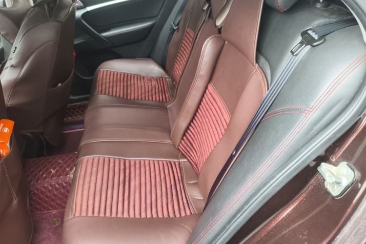 Used Geely Auto Emgrand 2015 Sedan 1.5L CVT Upward Version Left Rear Seat