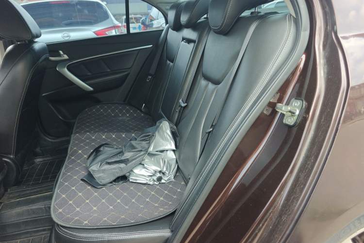 Used Geely Auto Emgrand 2015 Sedan 1.5L CVT Upward Version Left Rear Seat
