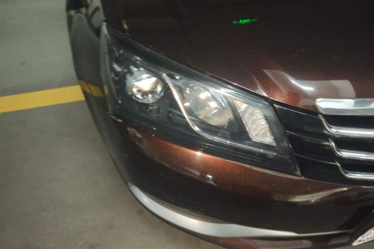 Used Geely Auto Emgrand 2015 Sedan 1.5L Manual - Top Trim Level Right Front Headlight