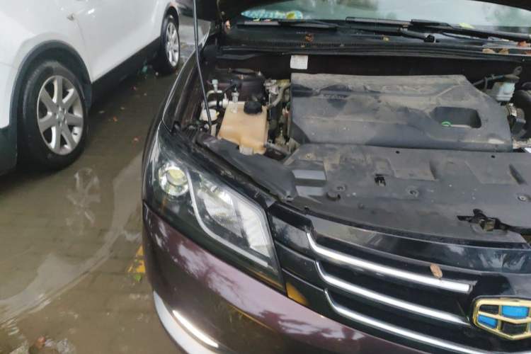 Used Geely Auto Emgrand 2015 Sedan 1.3T Manual Upward Edition Right Front Headlight