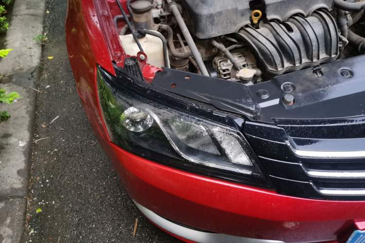 Used Geely Auto Emgrand 2015 Sedan 1.5L CVT Upward Version Right Front Headlight