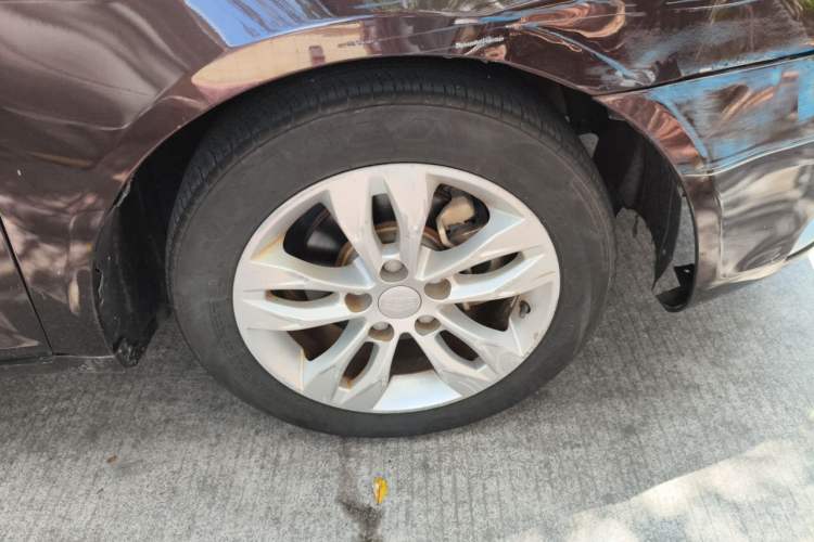 Used Geely Auto Emgrand 2015 Sedan 1.5L Manual - Top Trim Level Right Front Wheel Hub