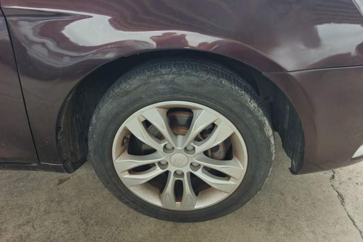 Used Geely Auto Emgrand 2015 Sedan 1.5L CVT Upward Version Right Front Wheel Hub