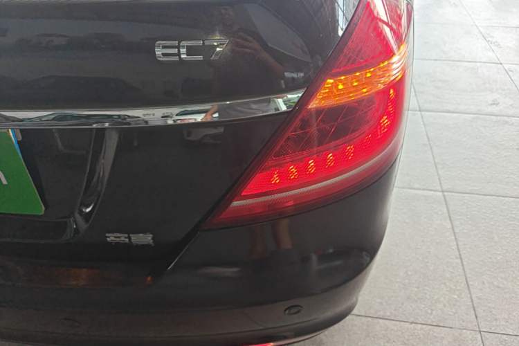 Used Geely Auto Emgrand 2015 Sedan 1.5L Manual - Top Trim Level Right Rear Taillight