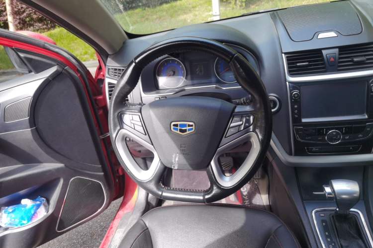 Used Geely Auto Emgrand 2015 Sedan 1.3T CVT Upward Edition Steering Wheel