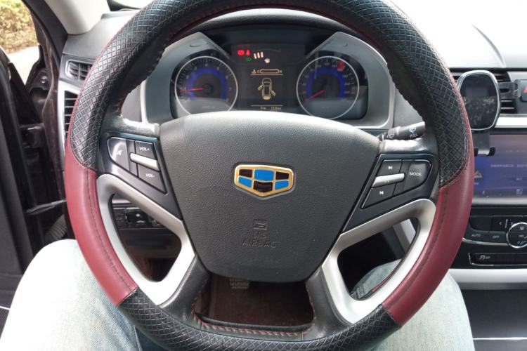 Used Geely Auto Emgrand 2015 Sedan 1.3T Manual Upward Edition Steering Wheel