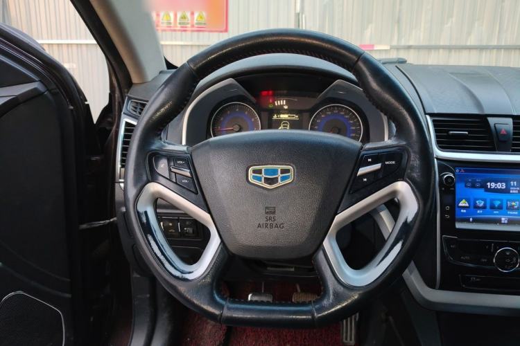 Used Geely Auto Emgrand 2015 Sedan 1.5L Manual - Top Trim Level Steering Wheel