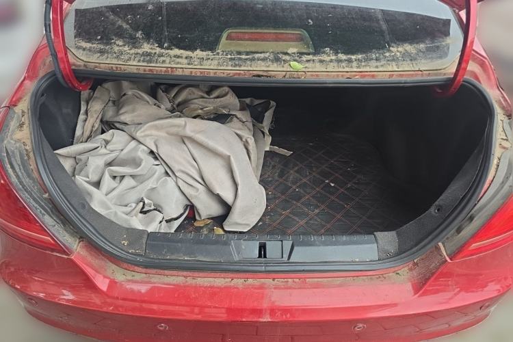Used Geely Auto Emgrand 2015 Sedan 1.5L CVT Upward Version Trunk